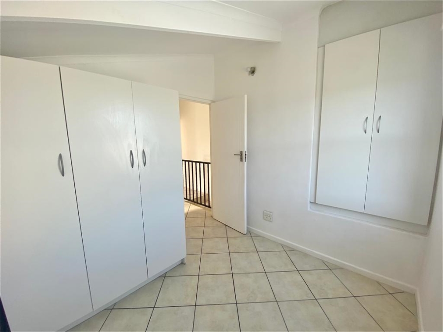 To Let 2 Bedroom Property for Rent in Gordons Bay Central Western Cape